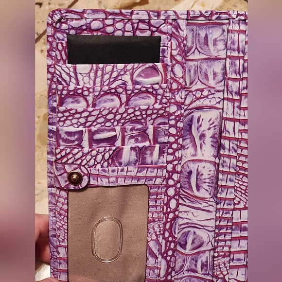 Brahmin Leather purple Ady wallet - Picture 5 of 6